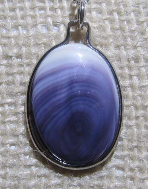 Metallic Cabochon Pendant